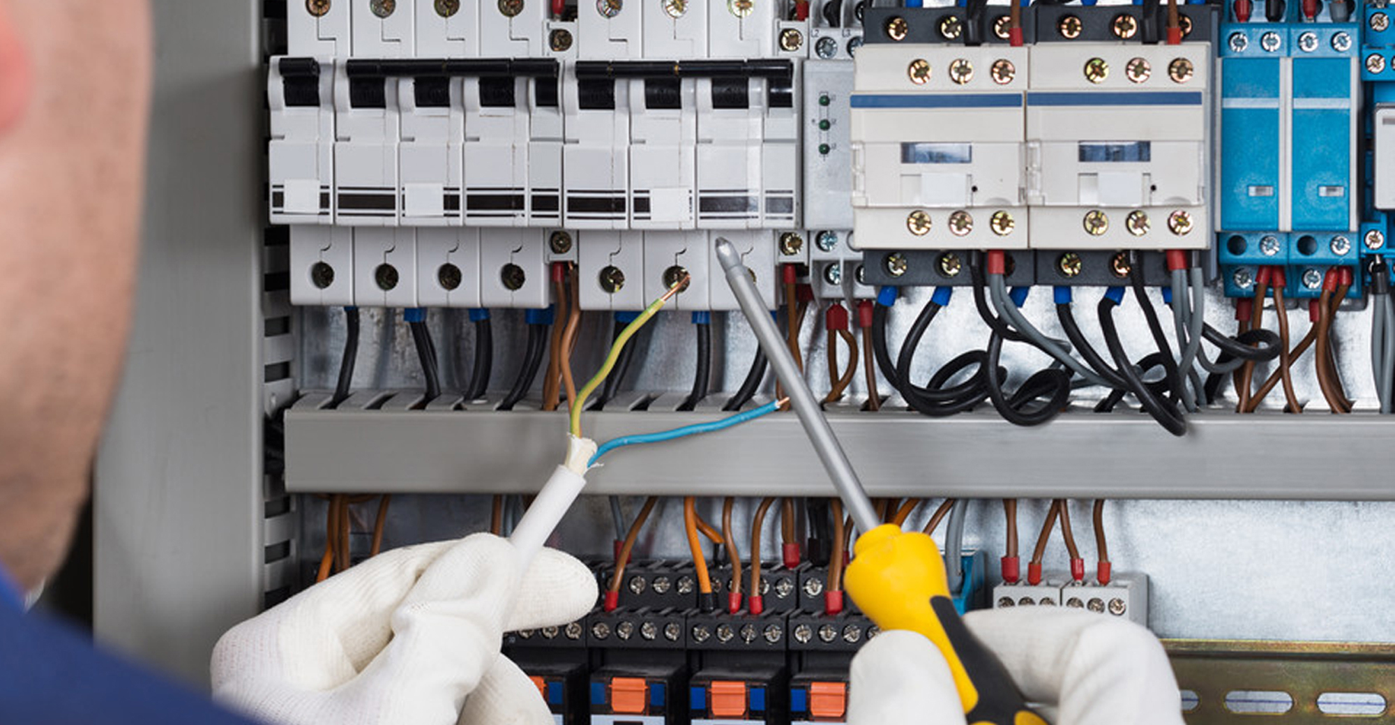 Servicio de mantenimiento eléctrico